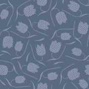 Reveal Wallpaper Fritillaria - Midnatt – designstark produkt för ett vackrare och mer personligt hem