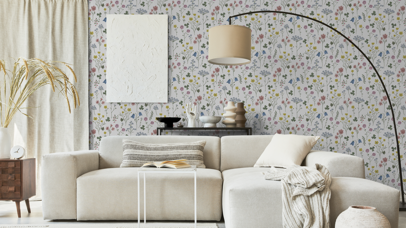 Sommaräng - Gryning – Naturlig tapet med vilda blommor och växter i färgstark design