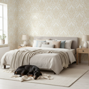 Sovrum med damasttapet och doberman