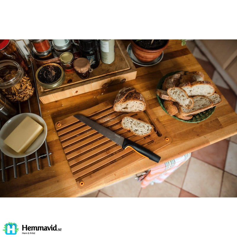 Fiskars FF brödkniv 21cm - Hemmavid